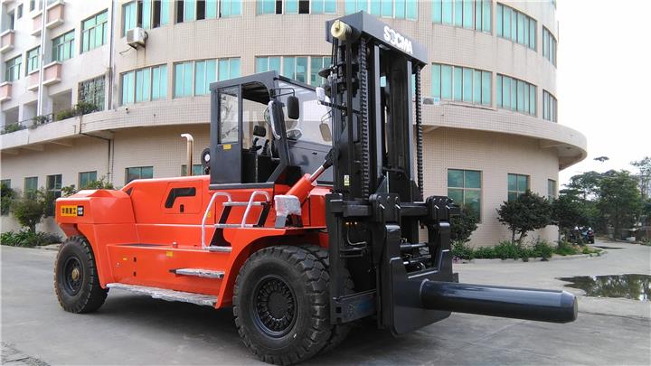 30トンフォークリフト 30 Ton Forklift