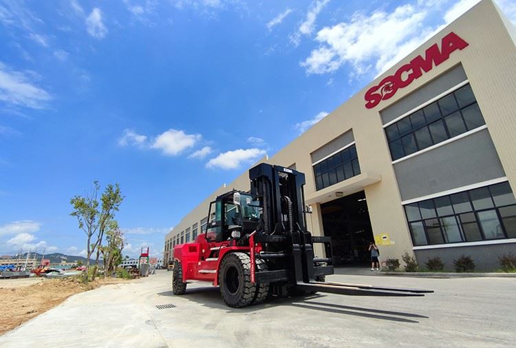 SOCMA Heavy Equipment 15t Forklift For Port SOCMA Heavy Equipment 15t Forklift For Port