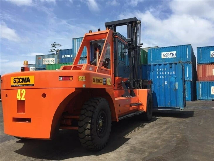 25t 28t 30t Heavy Duty Forklift For Container Handling