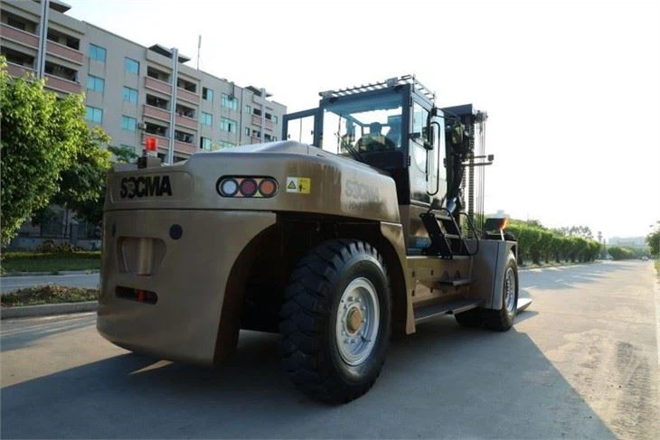 electric heavy duty forklift