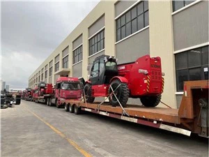 4Tテレハンドラー17m吊り上げ高さ