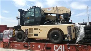 多機能クレーンフォークリフト12Tリフティング