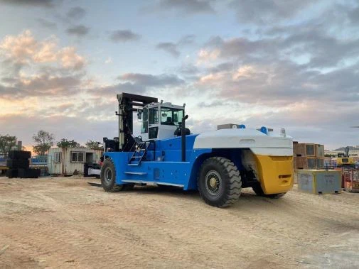 50 Ton Forklift Work For Pipe